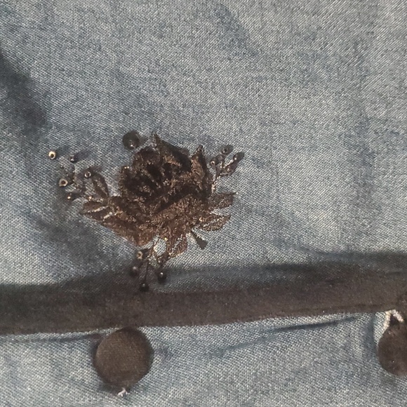 Vintage Leena New York Studio Ble Denim Black Roses Vest M - Picture 2 of 4